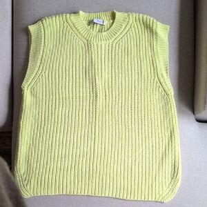 Zara Women's Yellow Sleeveless Crewneck Sweater